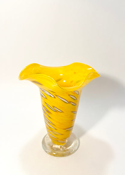 Blow Your Own Wavy Vase For One Person