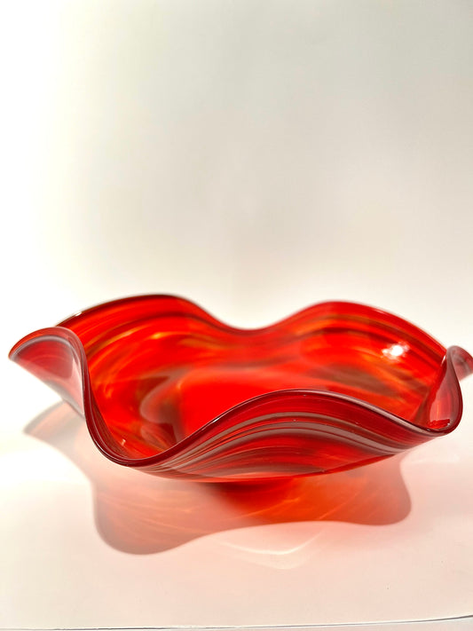 Red And White Wavy Bowl